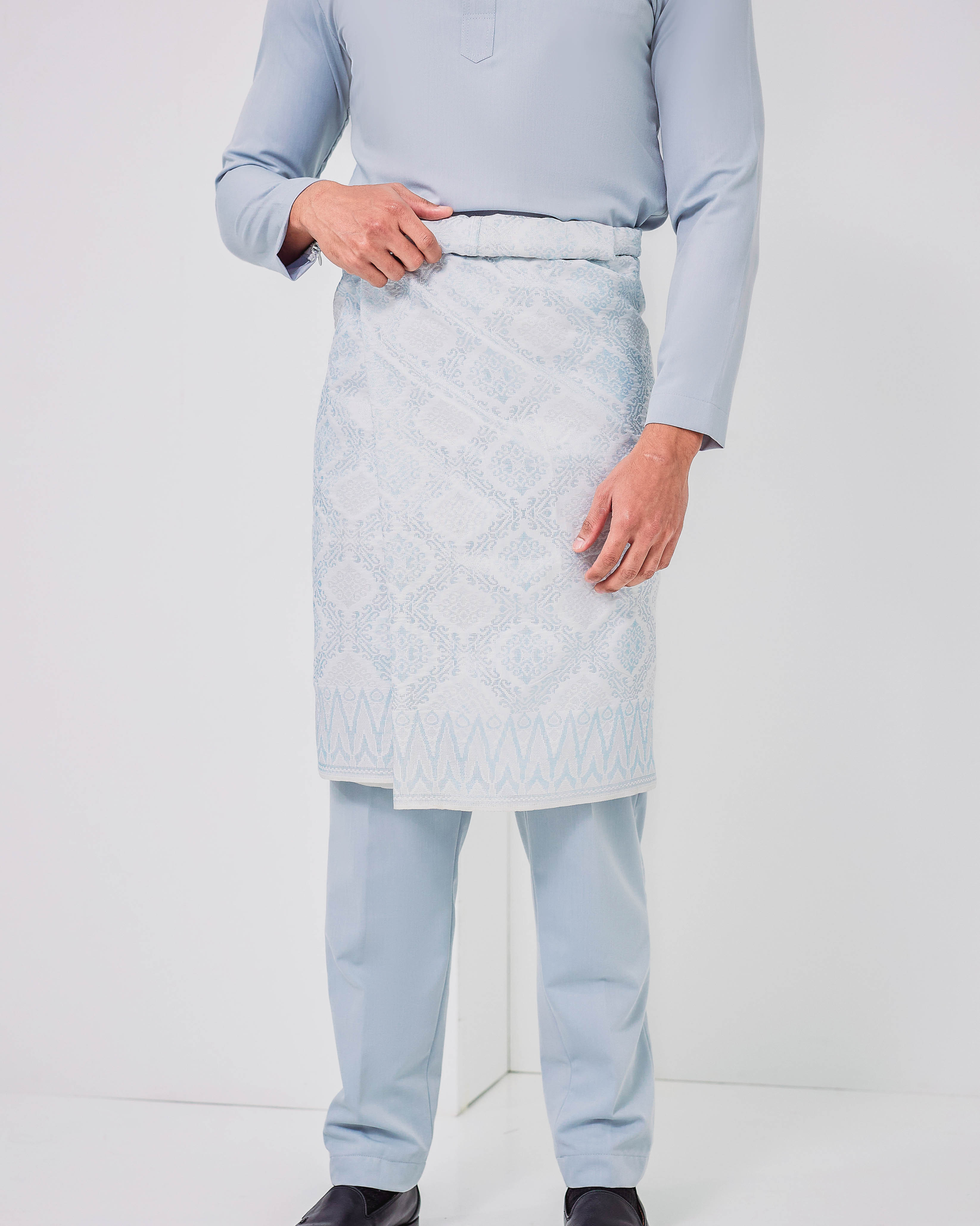 SAMPIN JEBAT IN SOFT BLUE